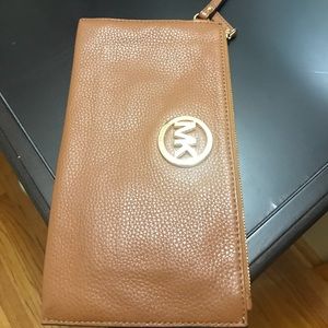 Michael Kors Wristlet